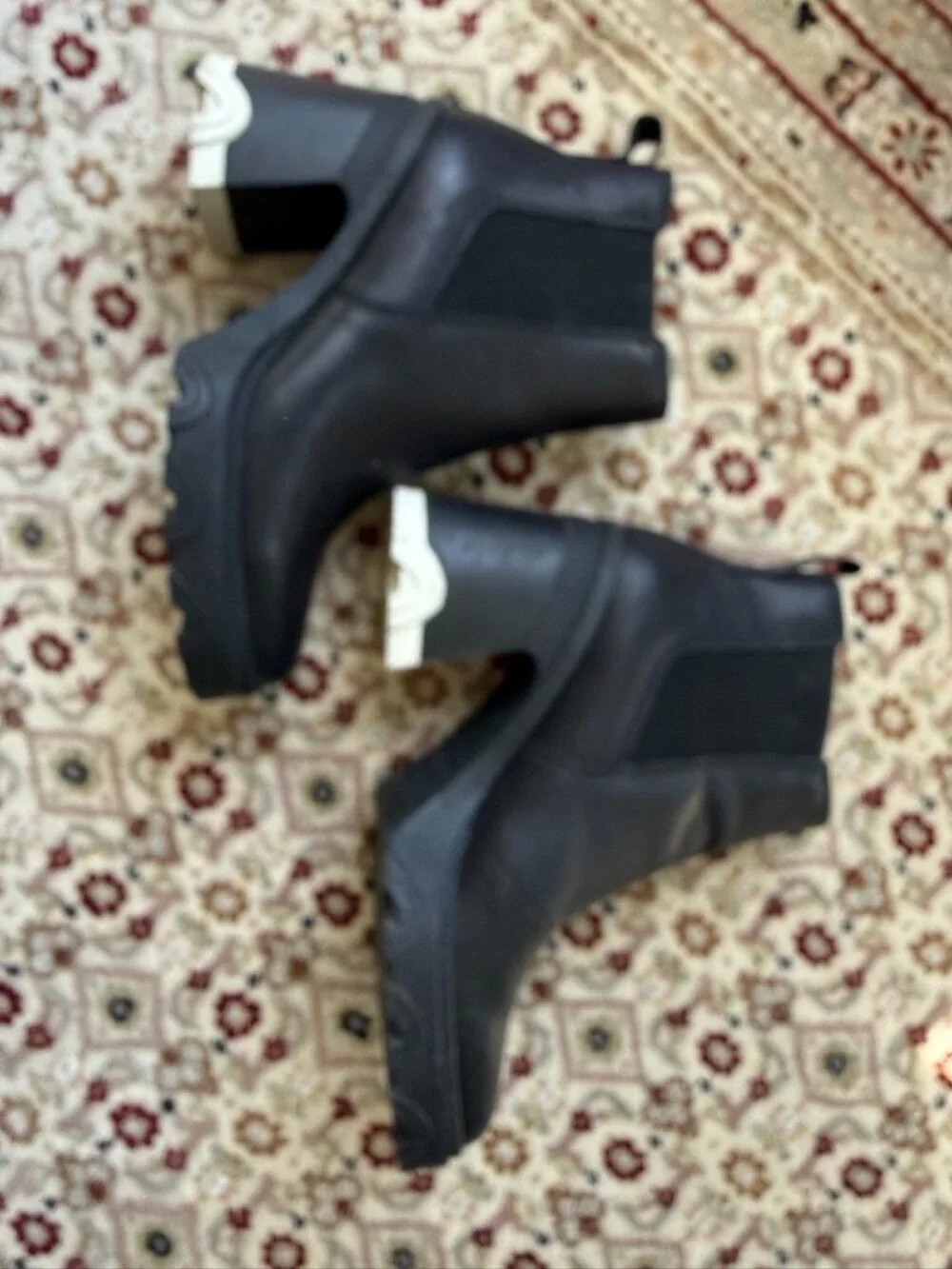 SOREL Heeled Chelsea Rain Boot, size 8.5